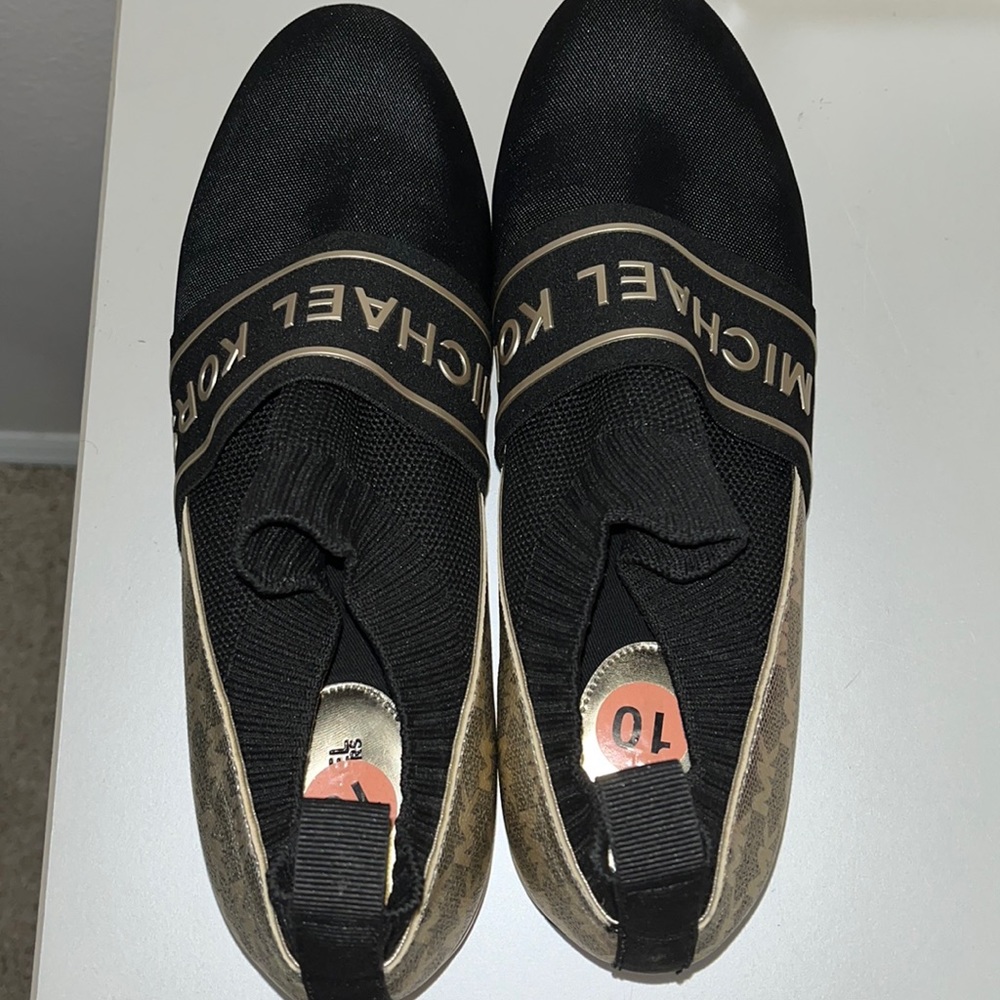 Michael Kohrs slip on shoes